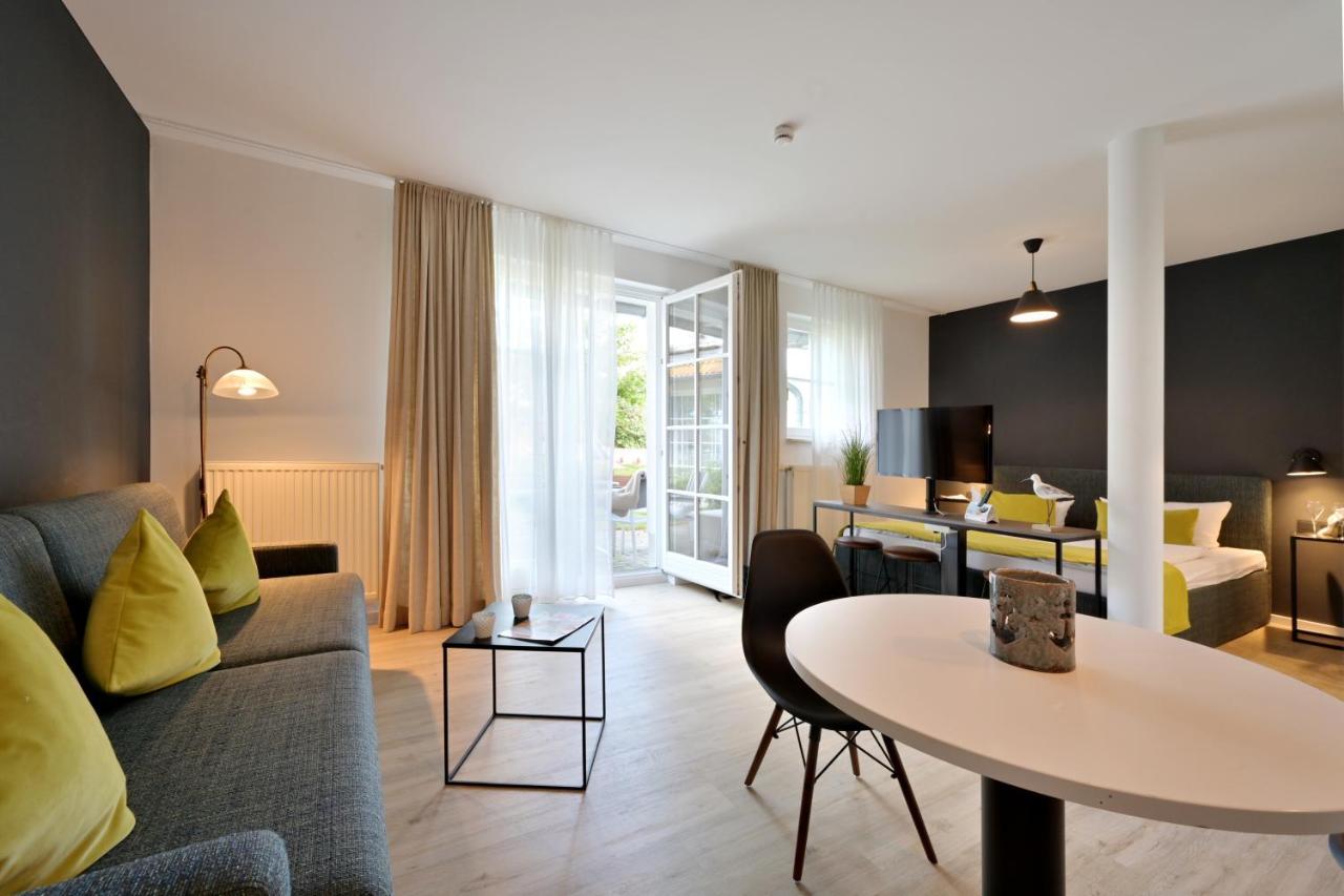 Hotel- & Ferienanlage Kapitaens-Haeuser Breege Buitenkant foto