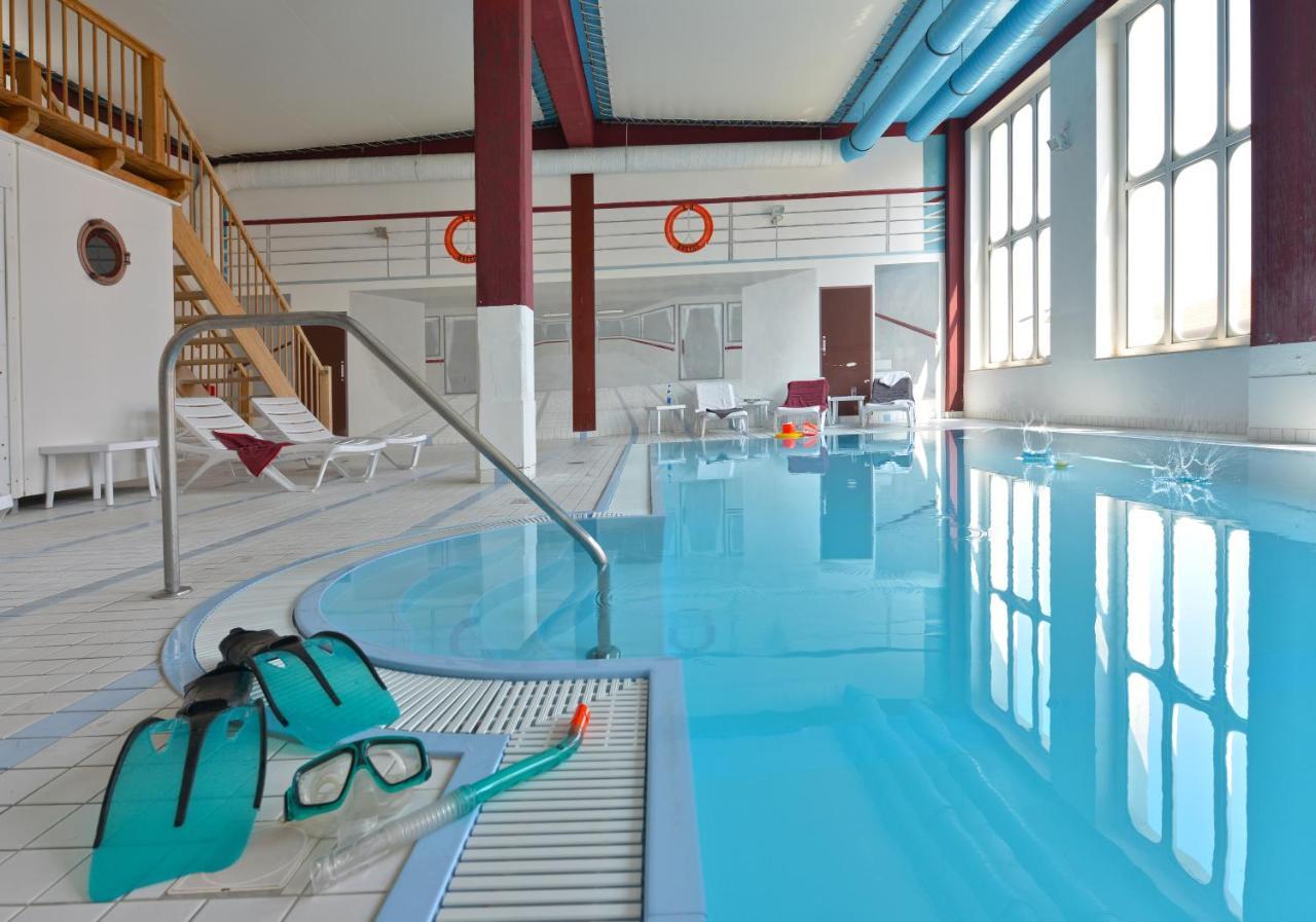 Hotel- & Ferienanlage Kapitaens-Haeuser Breege Buitenkant foto