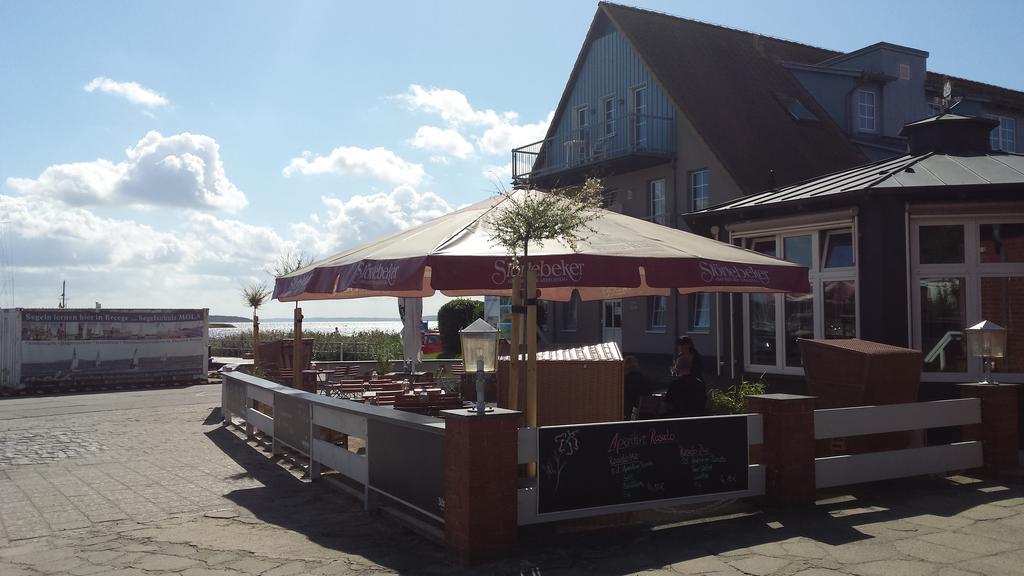 Hotel- & Ferienanlage Kapitaens-Haeuser Breege Buitenkant foto